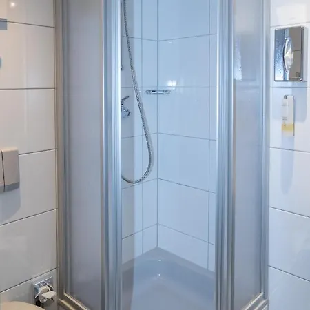 Ringhotel Schlossberg Ξενοδοχείο 3*