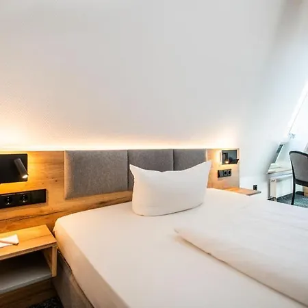 Отель Ringhotel Schlossberg 3*