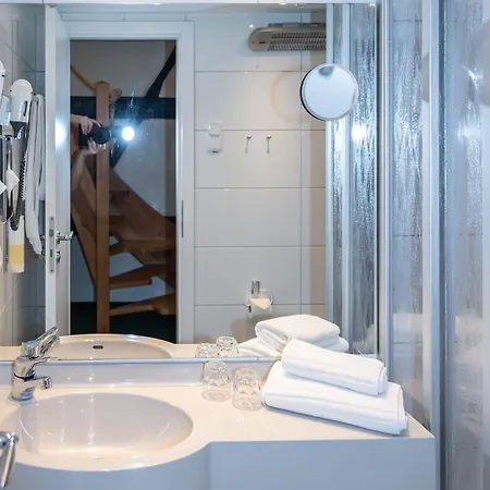 Ringhotel Schlossberg 3*