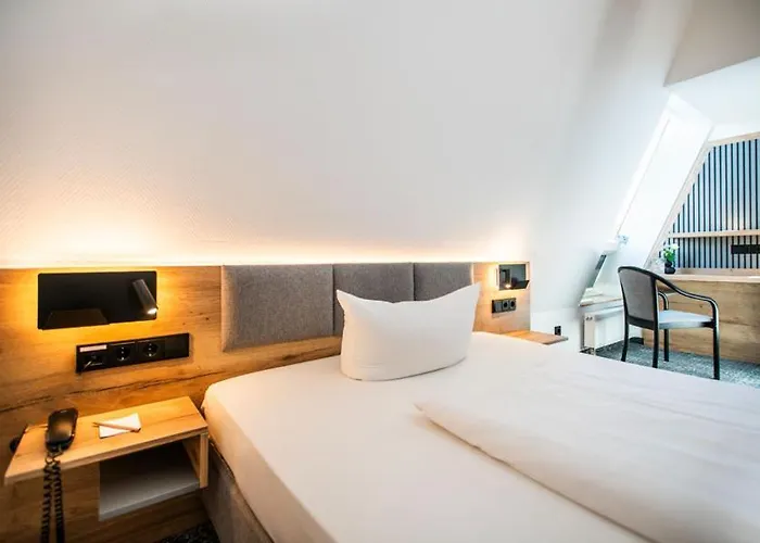 Hotell Ringhotel Schlossberg 3*